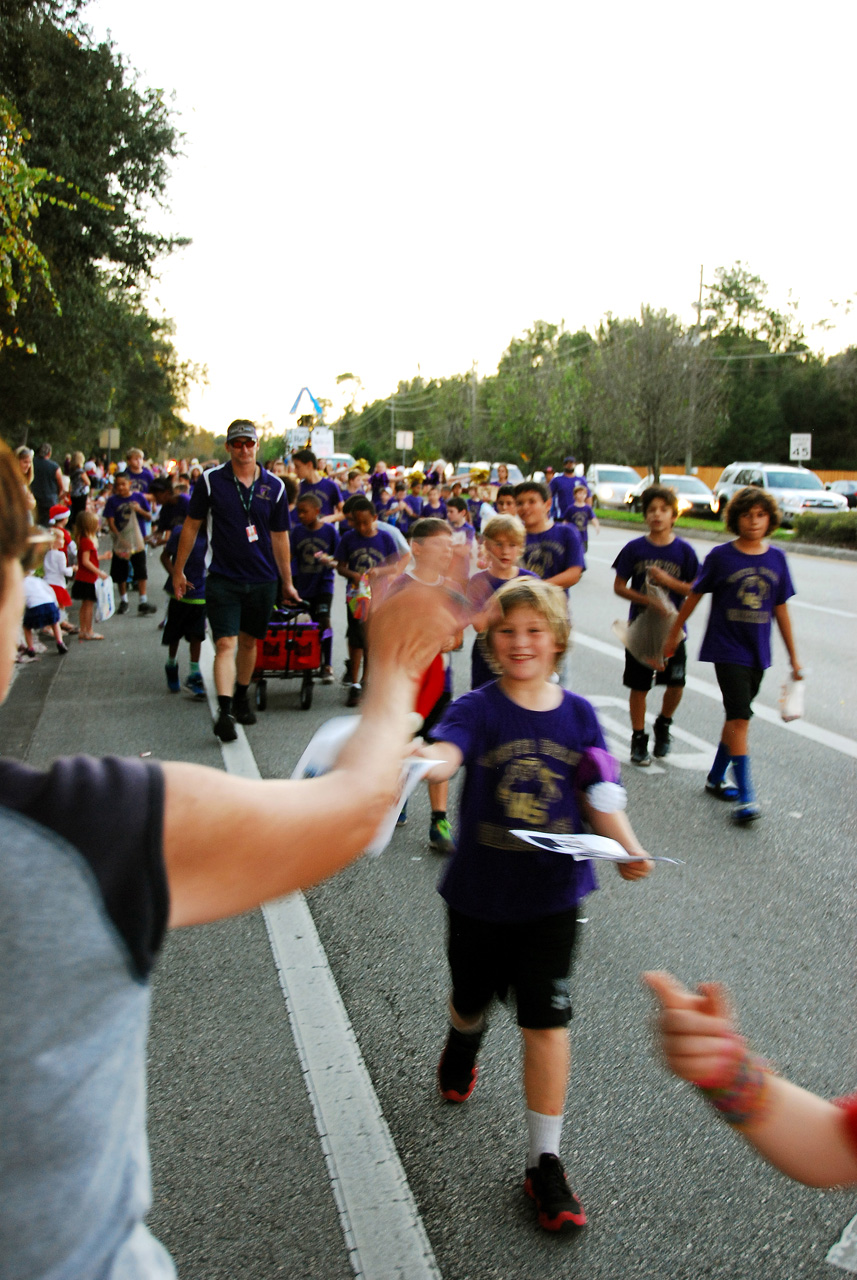 2013-12-07, 019, Winter Springs Christmas Parade