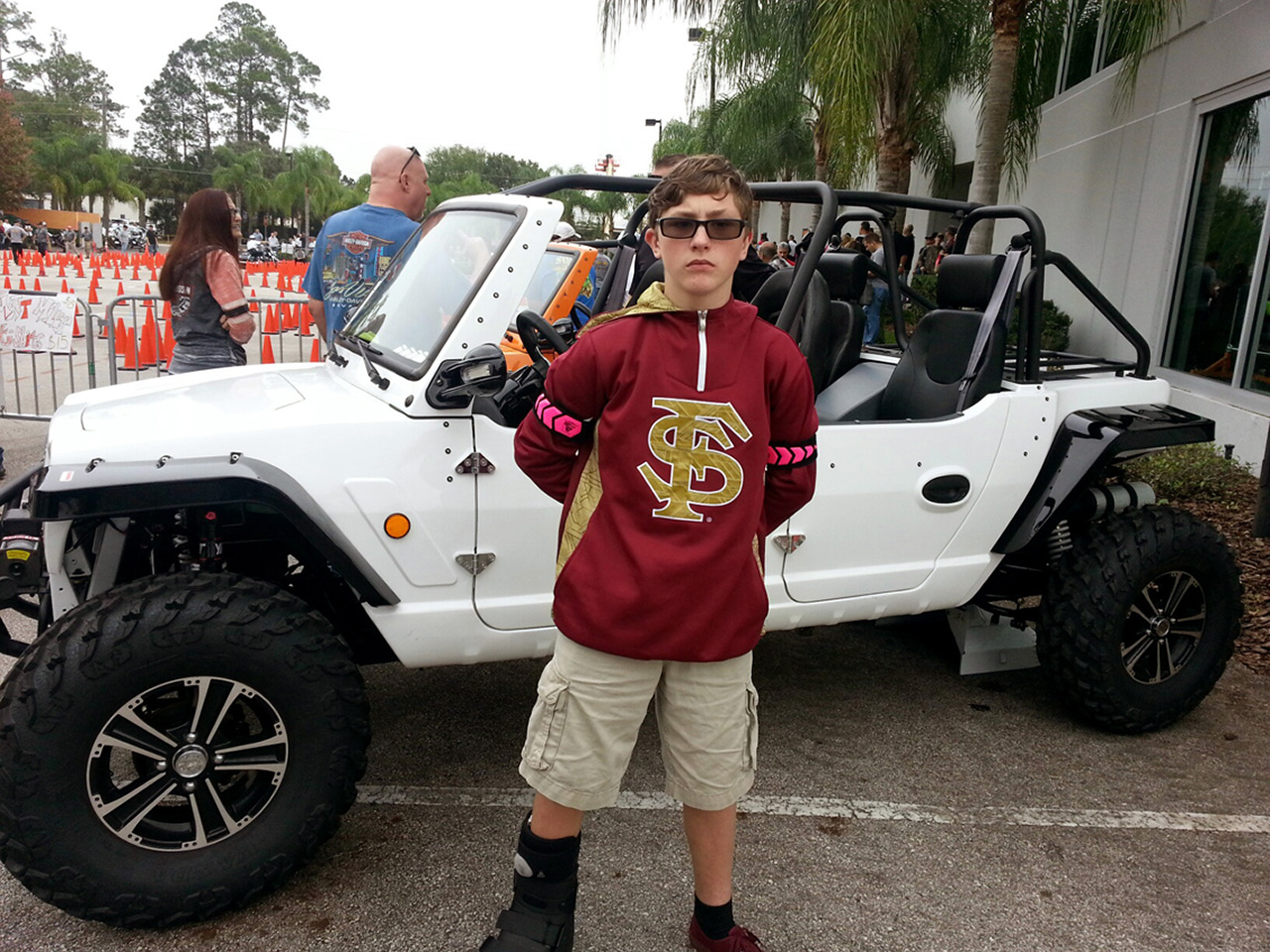 2016-01-07, 001, Connor at the Chile Cook Off in Florida