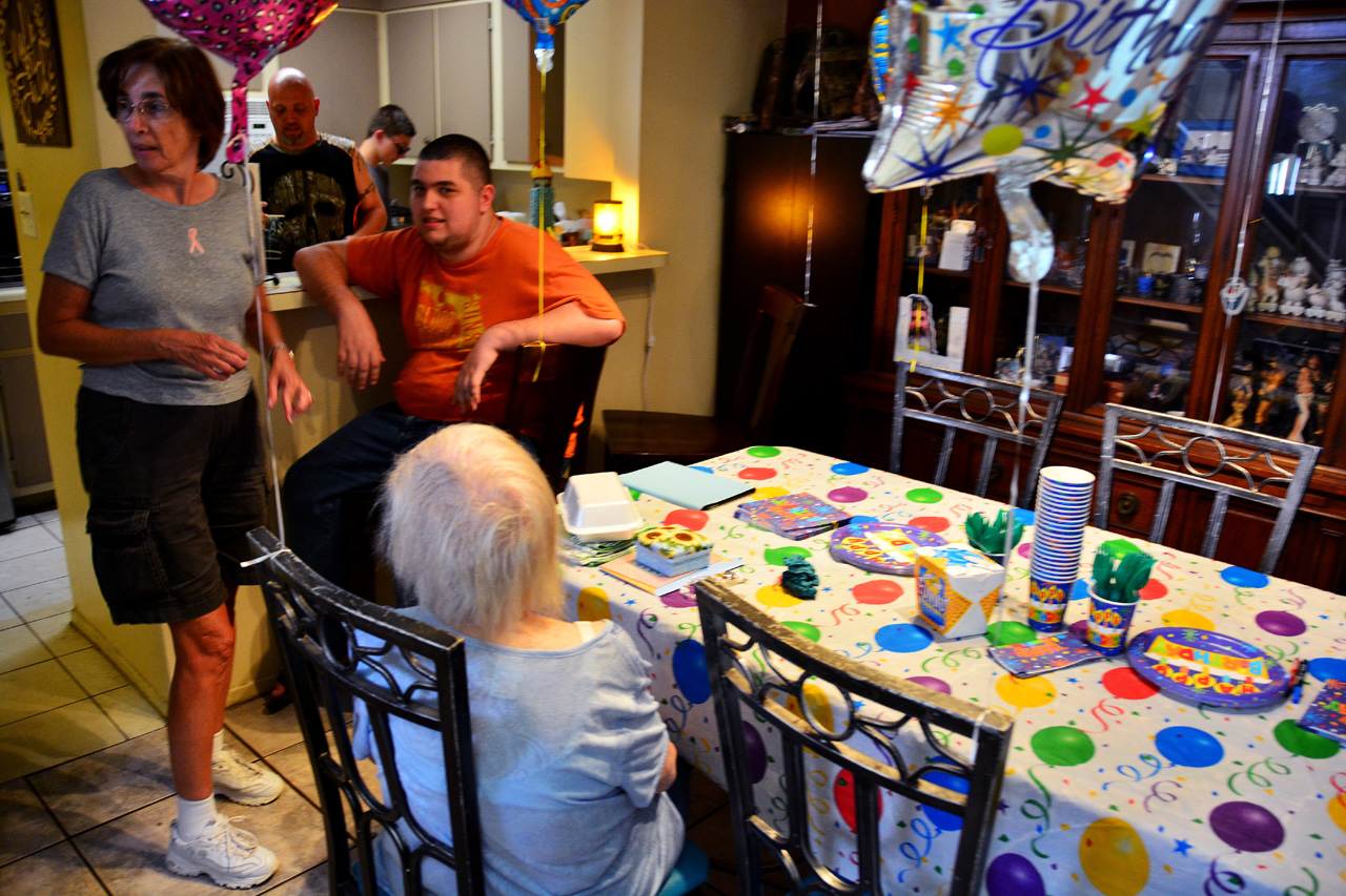 2017-05-20, 023, Irene Cocchiara's 90th Birthday, Linda and Mikey