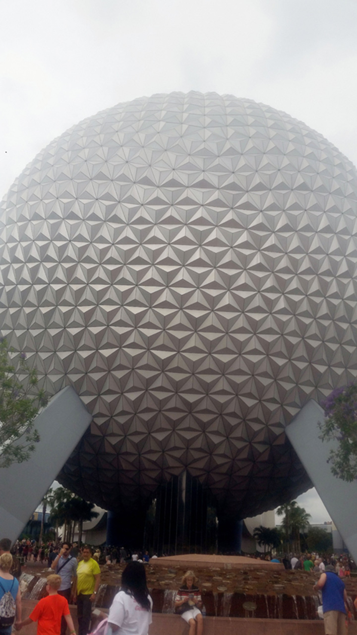 2017-05-23, 007, Epcot, linda and Janice