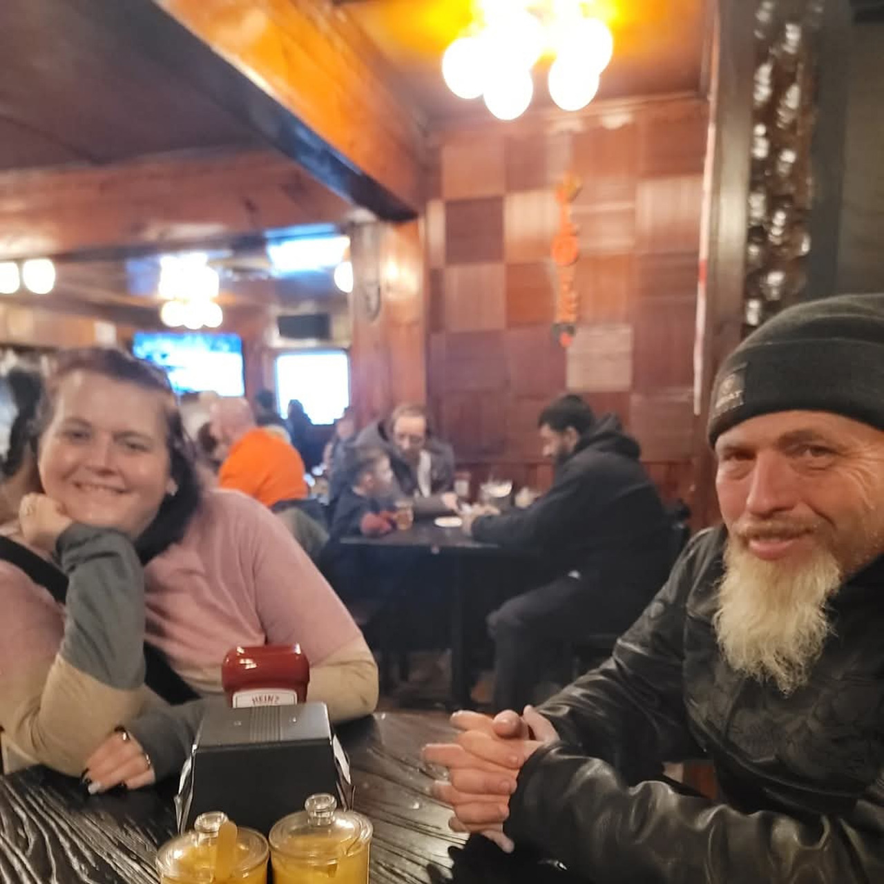 2025-02-09, 001, Nichole and Micheal, Ruts Hut